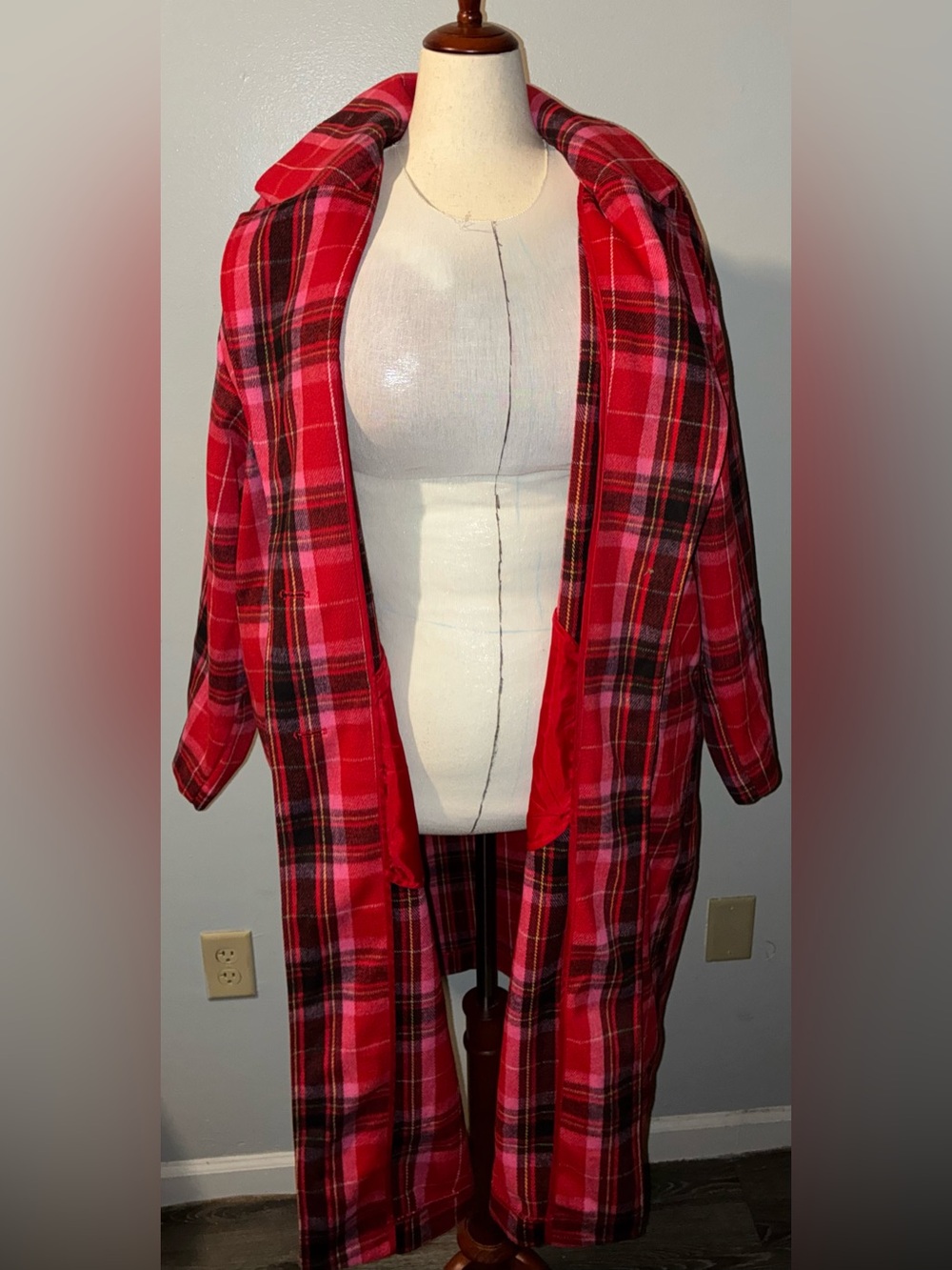 Old Navy Oversized Plaid Coat — Red Multi — Size 1X